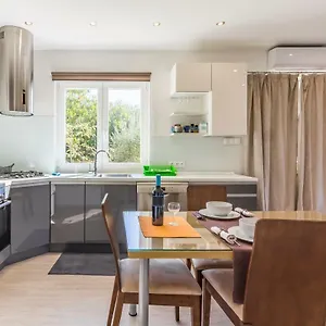 Bellavista Apartment